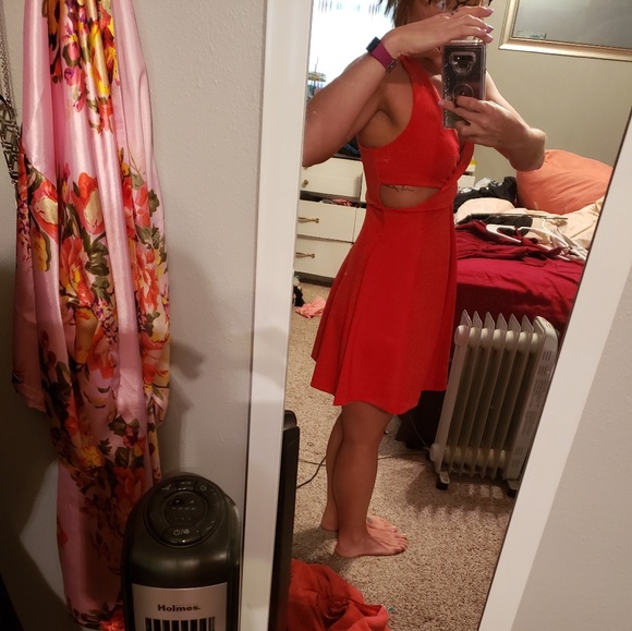 Express Red dress - Picture 2 of 3